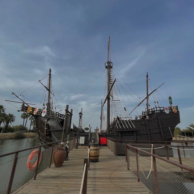 Muelle de las carabelas 2